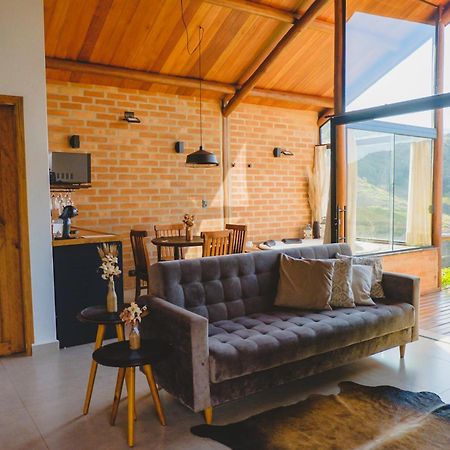 Pousada Ho'Oponopono Chalets & Wine Сапукаі-Мірин Екстер'єр фото