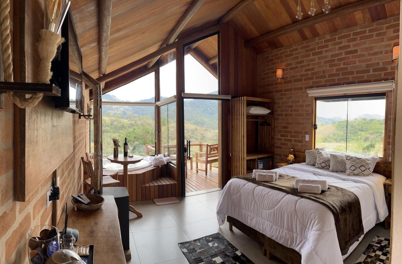Pousada Ho'Oponopono Chalets & Wine Сапукаі-Мірин Екстер'єр фото